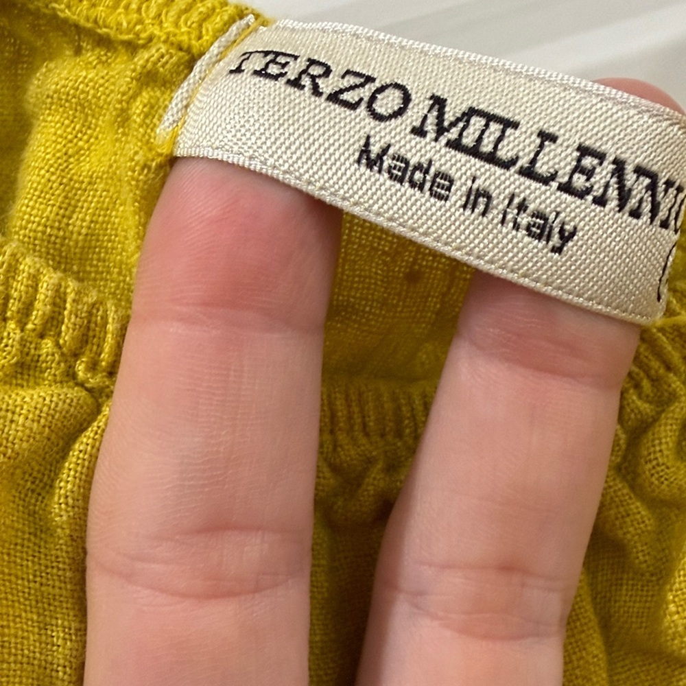 EUC Mustard Yellow Italian Linen Blouse - Picture 5 of 9